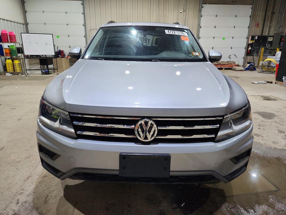 47221276 :رقم المزاد ، 3VV2B7AX0MM060517 vin ، 2021 Volkswagen Tiguan مزاد بيع
