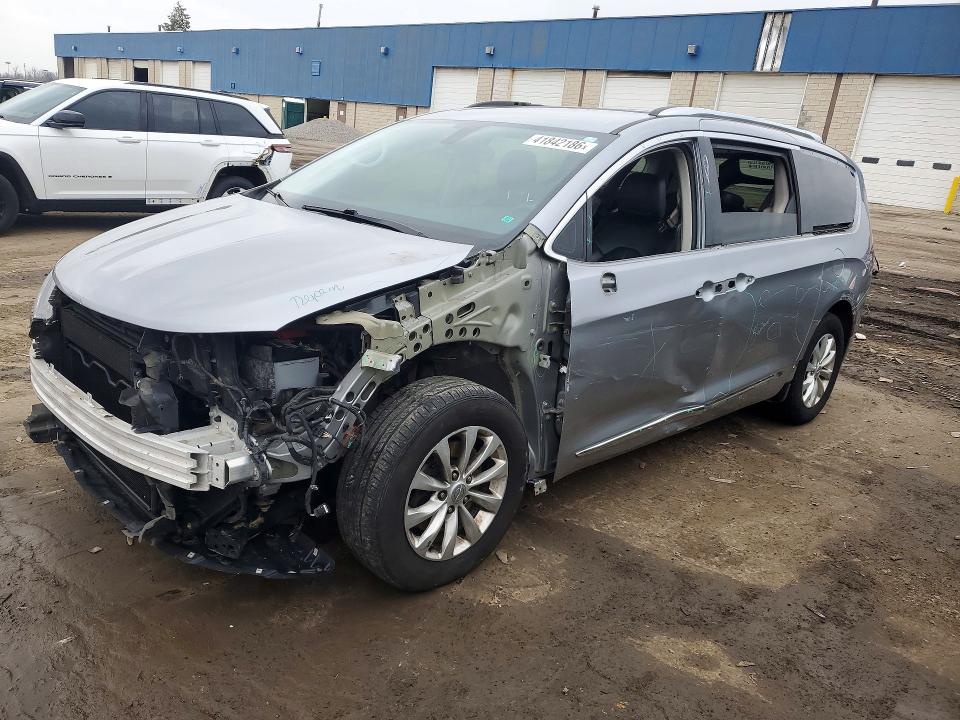 Aukcja sprzedaży 2018 Chrysler Pacifica, vin: 2C4RC1BG0JR271596, numer aukcji: 41842186