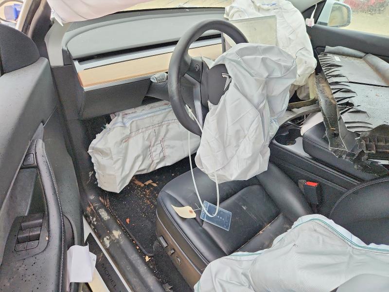 2021 Tesla Model Y მანქანა იყიდება აუქციონზე, vin: 5YJYGAEE7MF300702, აუქციონის ნომერი: 48174136