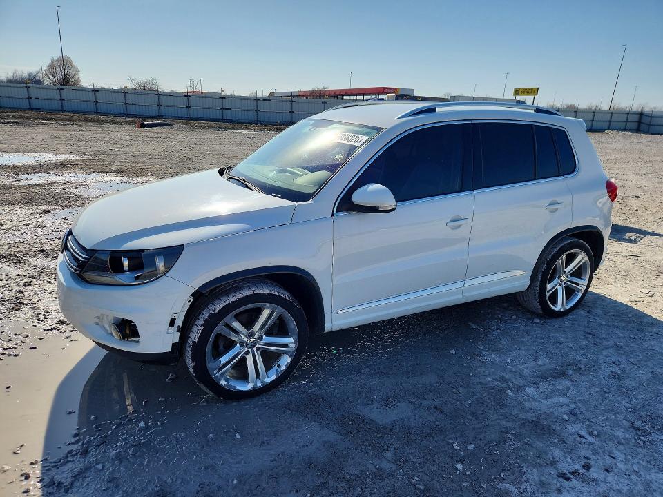 Продажа на аукционе авто 2016 Volkswagen Tiguan, vin: WVGBV7AXXGW006406, номер лота: 47008326