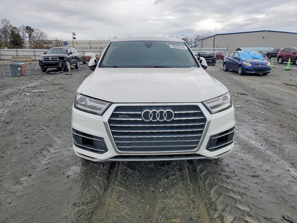 2018 Audi Q7 მანქანა იყიდება აუქციონზე, vin: WA1LAAF7XJD034262, აუქციონის ნომერი: 45669546
