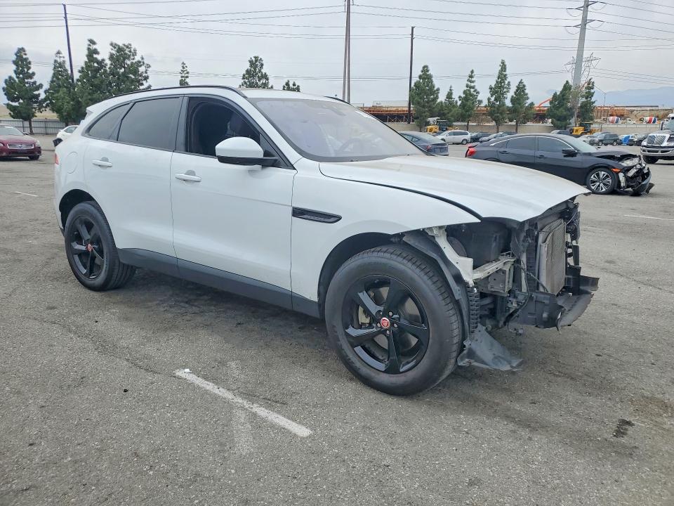 Продаж на аукціоні авто 2018 Jaguar F-pace, vin: SADCK2EV3JA243874, номер лоту: 47990816