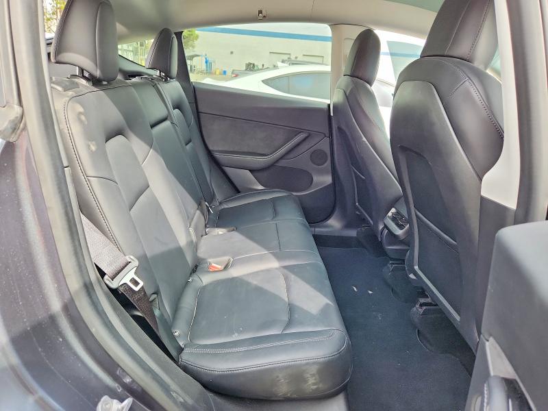 48104936 :رقم المزاد ، 5YJYGDEE1LF043844 vin ، 2020 Tesla Model Y مزاد بيع