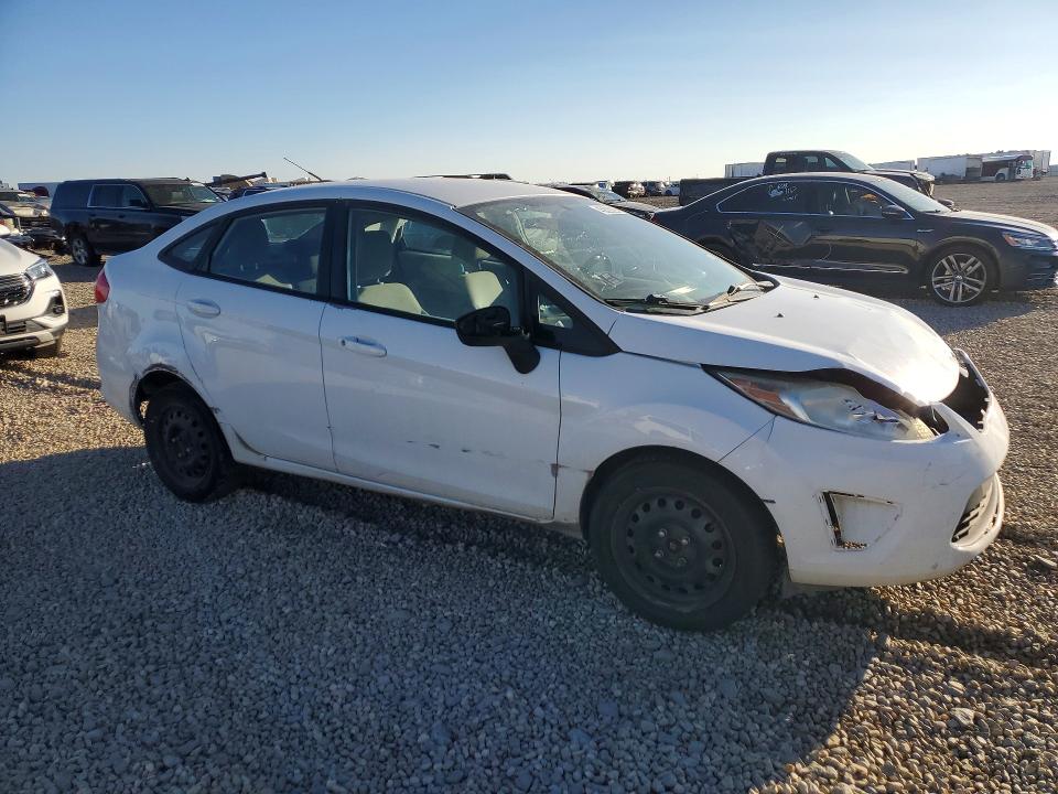 45628826 :رقم المزاد ، 3FADP4AJXCM187380 vin ، 2012 Ford Fiesta مزاد بيع