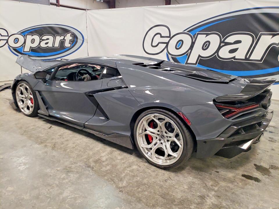 Продаж на аукціоні авто 2024 Lamborghini Revuelto, vin: ZHWUC1ZM5RLA00151, номер лоту: 41923406