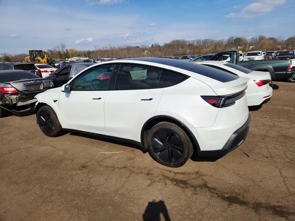 46437366 :رقم المزاد ، 7SAYGDED4TA415636 vin ، 2026 Tesla Model Y مزاد بيع