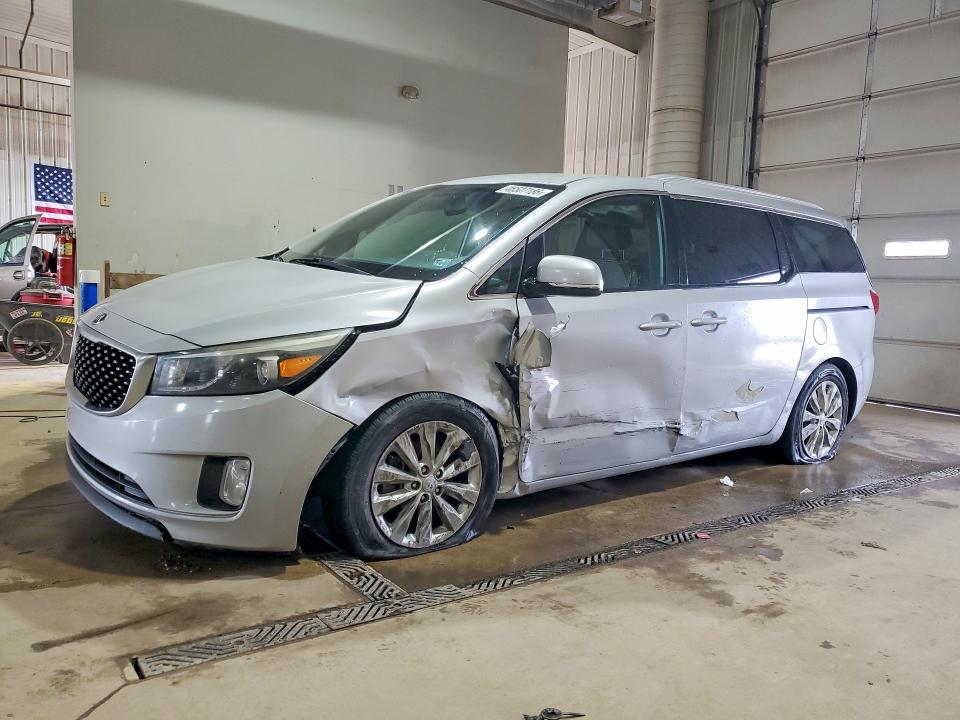 46507186 :رقم المزاد ، KNDMC5C13F6022719 vin ، 2015 Kia Sedona مزاد بيع