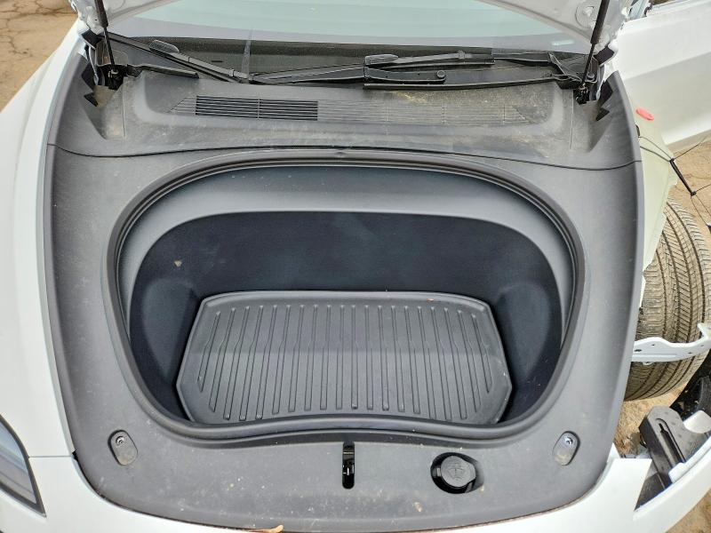 Продажа на аукционе авто 2025 Tesla Model 3, vin: 5YJ3E1EBXSF910967, номер лота: 46518156