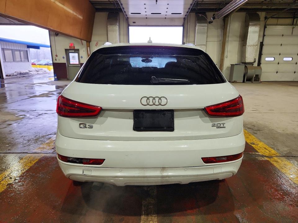 78732755 :رقم المزاد ، WA1GFCFSXFR011514 vin ، 2015 Audi Q3 مزاد بيع
