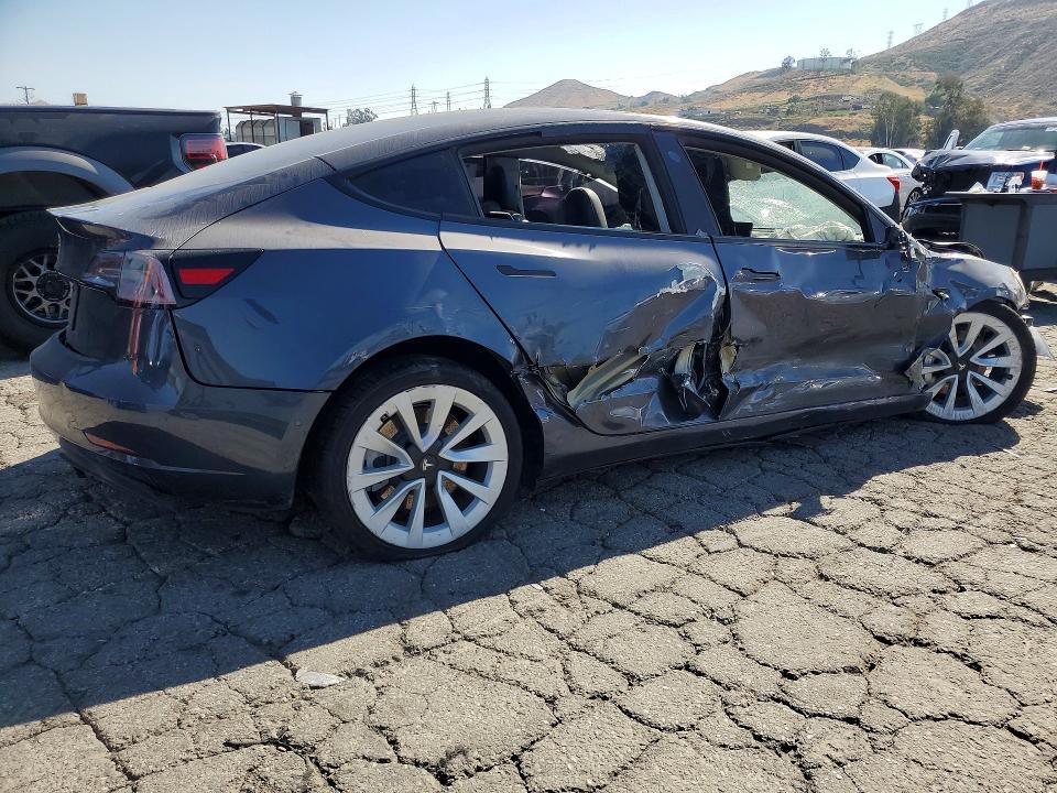 Продажа на аукционе авто 2022 Tesla Model 3, vin: 5YJ3E1EA1NF371487, номер лота: 46960936