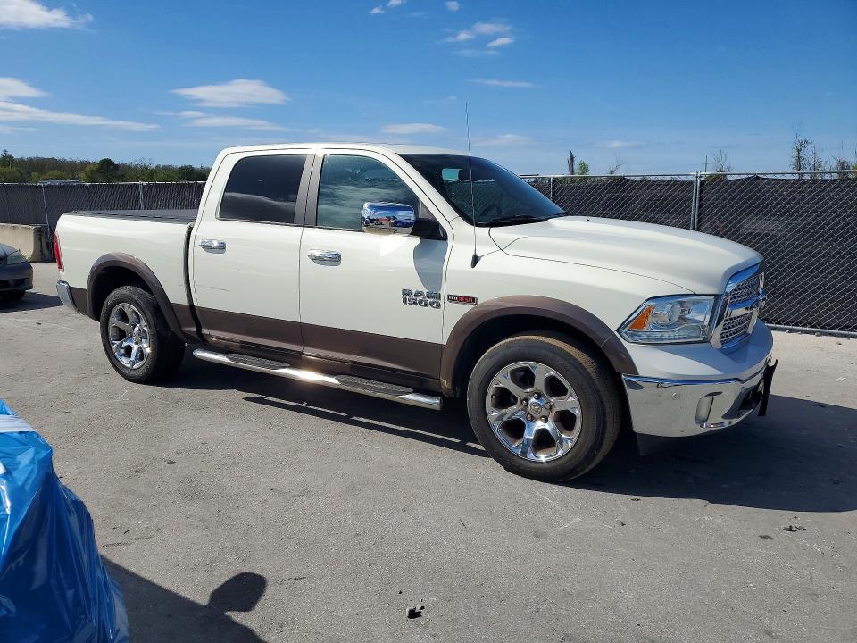 46616186 :رقم المزاد ، 1C6RR6NM0JS256423 vin ، 2018 Ram 1500 مزاد بيع