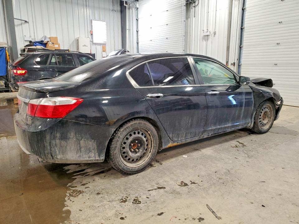 76480915 :رقم المزاد ، 1HGCR2F59FA800950 vin ، 2015 Honda Accord مزاد بيع