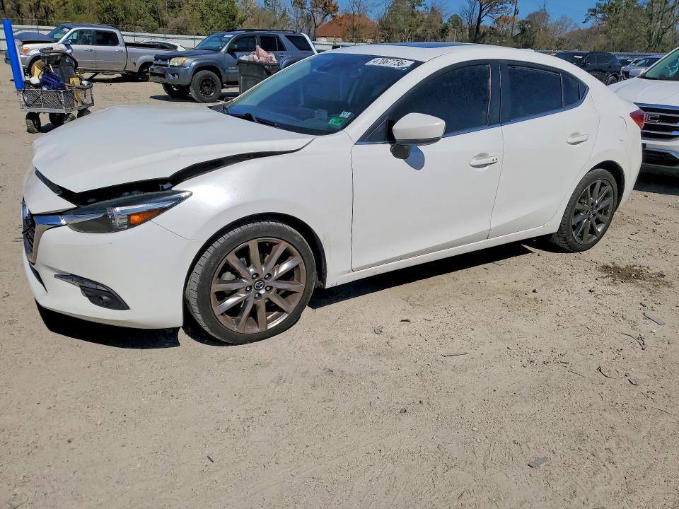 Aukcja sprzedaży 2018 Mazda 3, vin: 3MZBN1W32JM217272, numer aukcji: 47067736