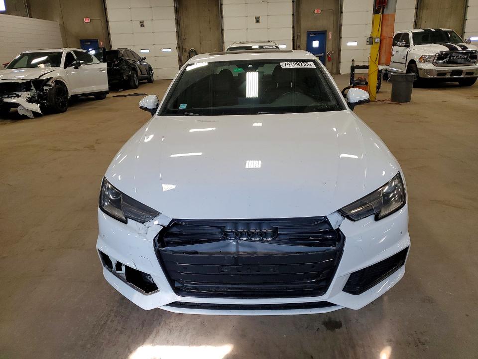 79729255 :رقم المزاد ، WAUGMAF47KA122867 vin ، 2019 Audi A4 مزاد بيع