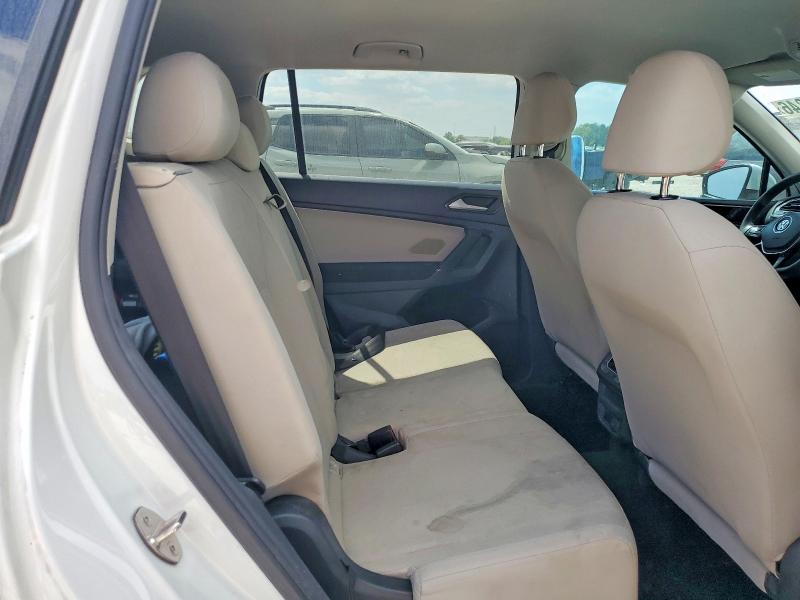 Aukcja sprzedaży 2018 Volkswagen Tiguan, vin: 3VV1B7AX4JM122489, numer aukcji: 47639846