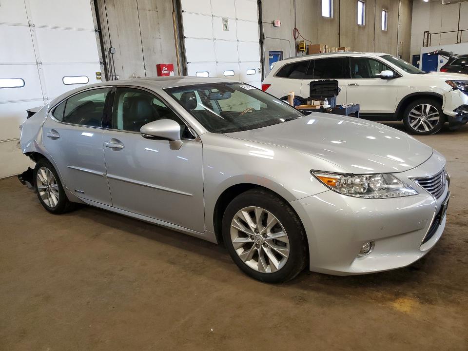 Продажа на аукционе авто 2014 Lexus Es 300h, vin: JTHBW1GG4E2057649, номер лота: 47028276