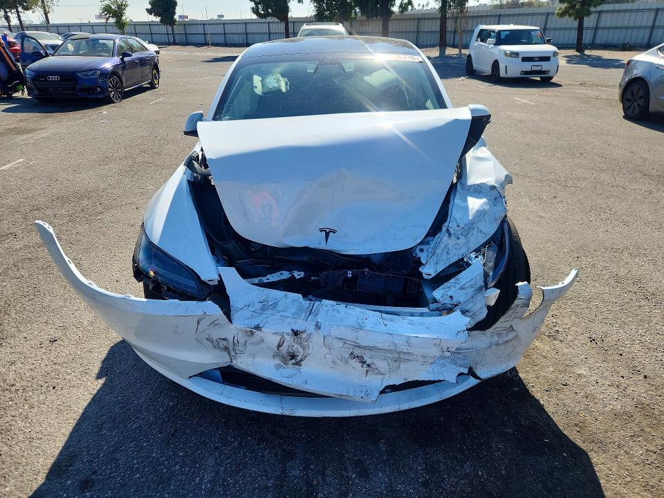 Продажа на аукционе авто 2025 Tesla Model 3, vin: 5YJ3E1EA4SF135878, номер лота: 47136716