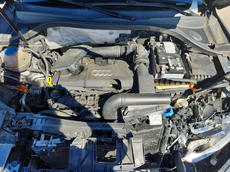 46160096 :رقم المزاد ، WA1EFCFS1FR014020 vin ، 2015 Audi Q3 مزاد بيع