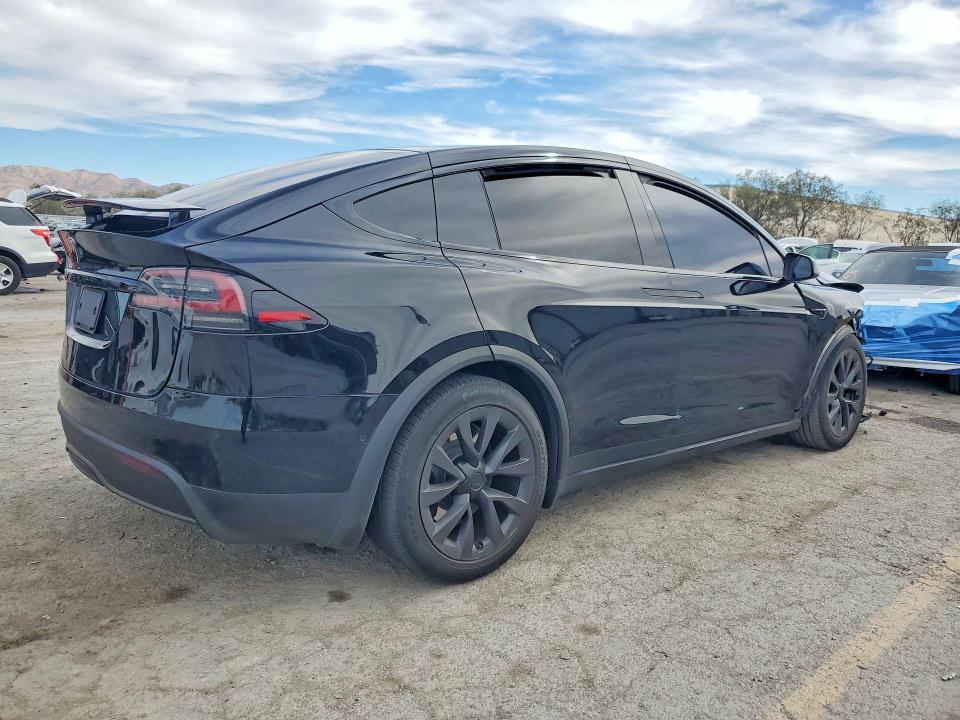 2023 Tesla Model X მანქანა იყიდება აუქციონზე, vin: 7SAXCBE53PF375868, აუქციონის ნომერი: 79803135