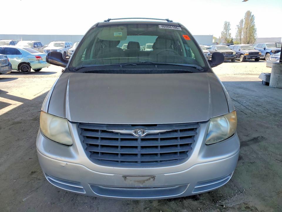 46966106 :رقم المزاد ، 1C4GP45R95B354524 vin ، 2005 Chrysler Town & Country مزاد بيع