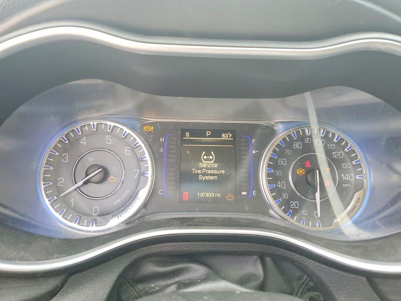 2015 Chrysler 200 მანქანა იყიდება აუქციონზე, vin: 1C3CCCAB8FN688089, აუქციონის ნომერი: 46016186