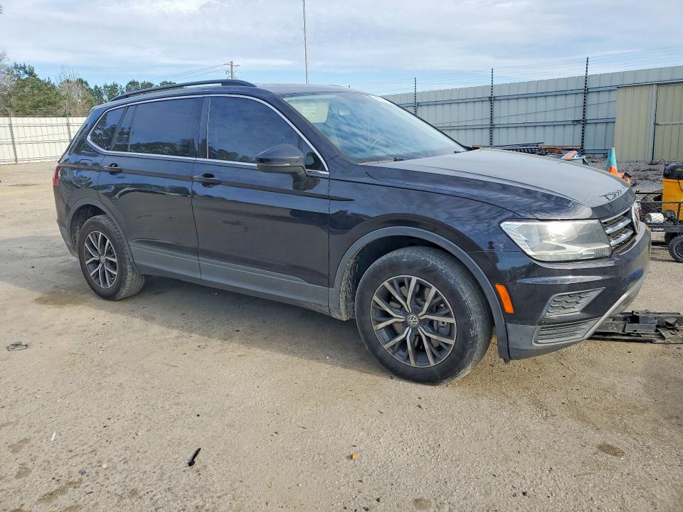 46300026 :رقم المزاد ، 3VV3B7AX9KM054653 vin ، 2019 Volkswagen Tiguan مزاد بيع