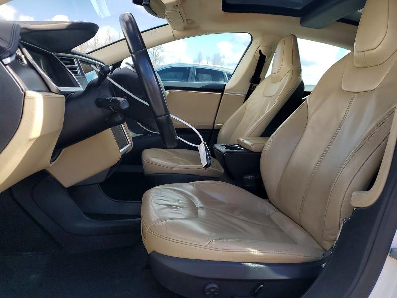 47736476 :رقم المزاد ، 5YJSA1AC8DFP10940 vin ، 2013 Tesla Model S مزاد بيع