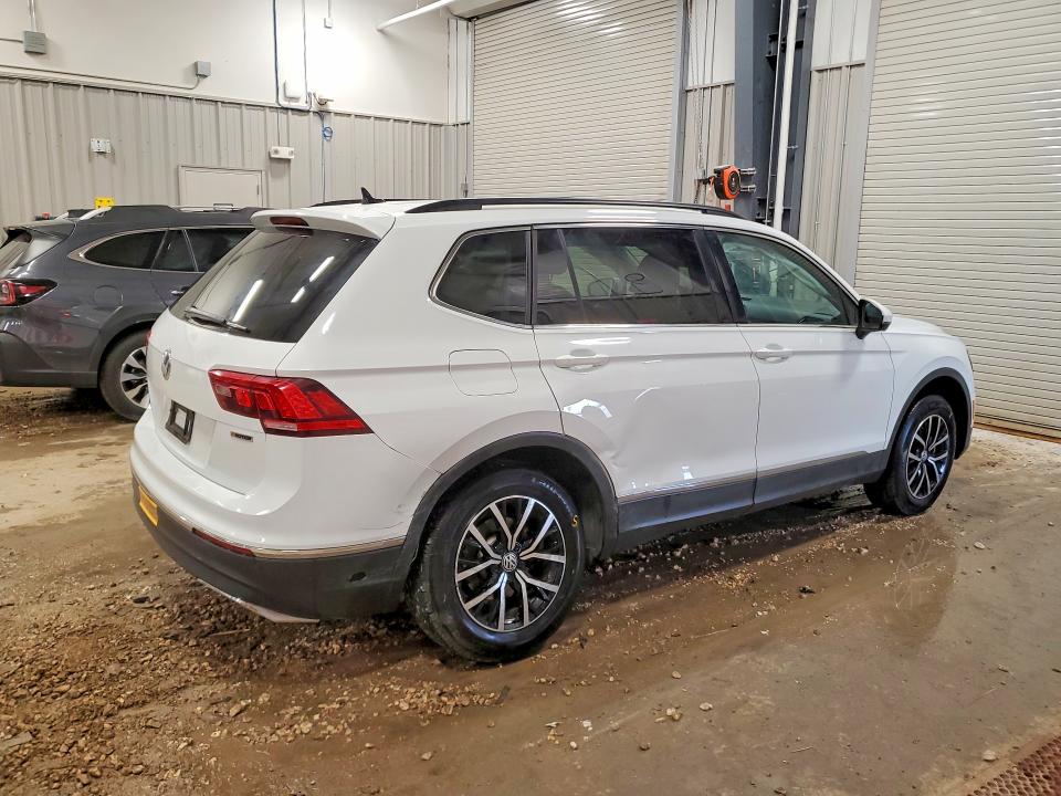 2021 Volkswagen Tiguan მანქანა იყიდება აუქციონზე, vin: 3VV2B7AX7MM003778, აუქციონის ნომერი: 47391626