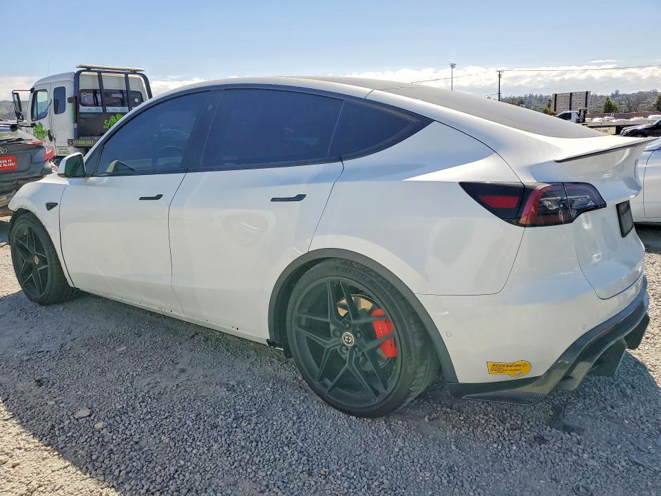 2022 Tesla Model Y მანქანა იყიდება აუქციონზე, vin: 7SAYGDEFXNF489005, აუქციონის ნომერი: 41816026