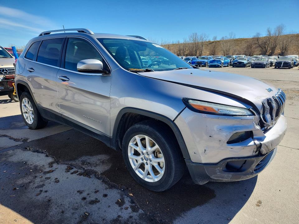 Продажа на аукционе авто 2016 Jeep Cherokee, vin: 1C4PJMCS1GW119845, номер лота: 46885246