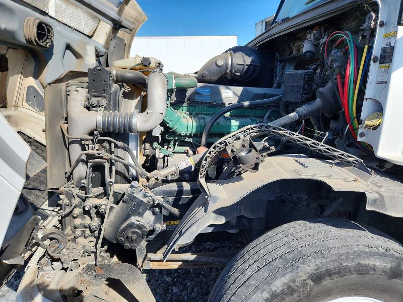 Aukcja sprzedaży 2016 Volvo Vnl, vin: 4V4NC9EH9GN947586, numer aukcji: 41761046