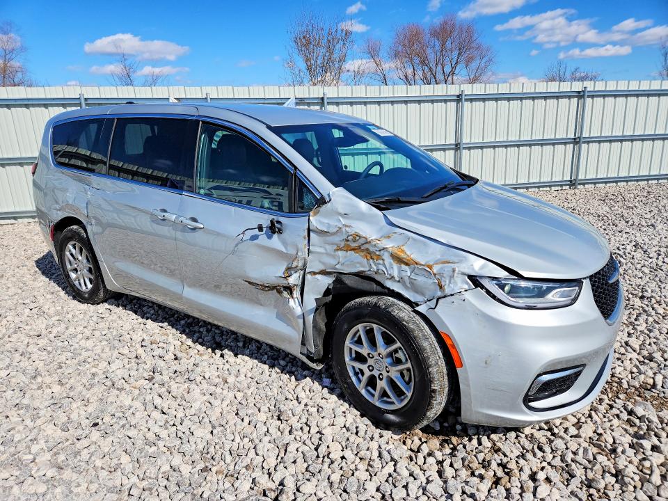 Aukcja sprzedaży 2026 Chrysler Pacifica, vin: 2C4RC1BG2TR168974, numer aukcji: 45995836