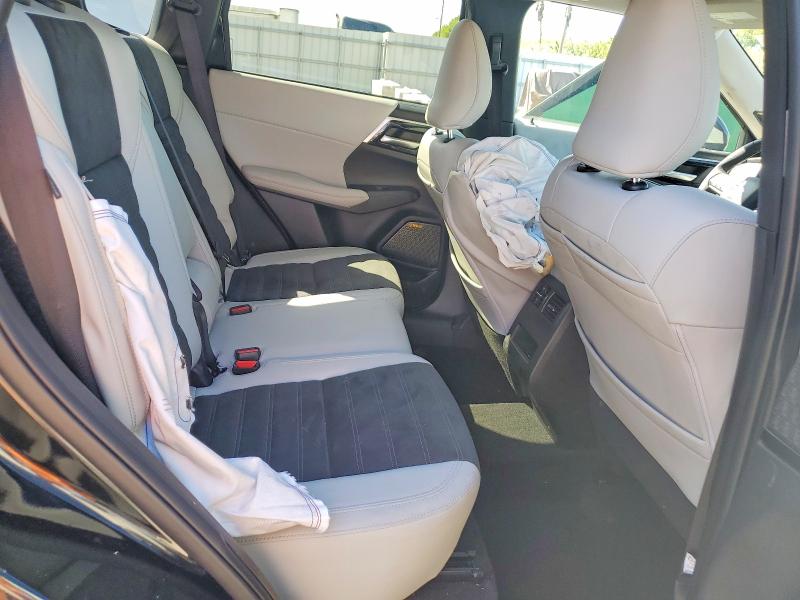 41721556 :رقم المزاد ، JA4J3VA88SZ052014 vin ، 2025 Mitsubishi Outlander مزاد بيع