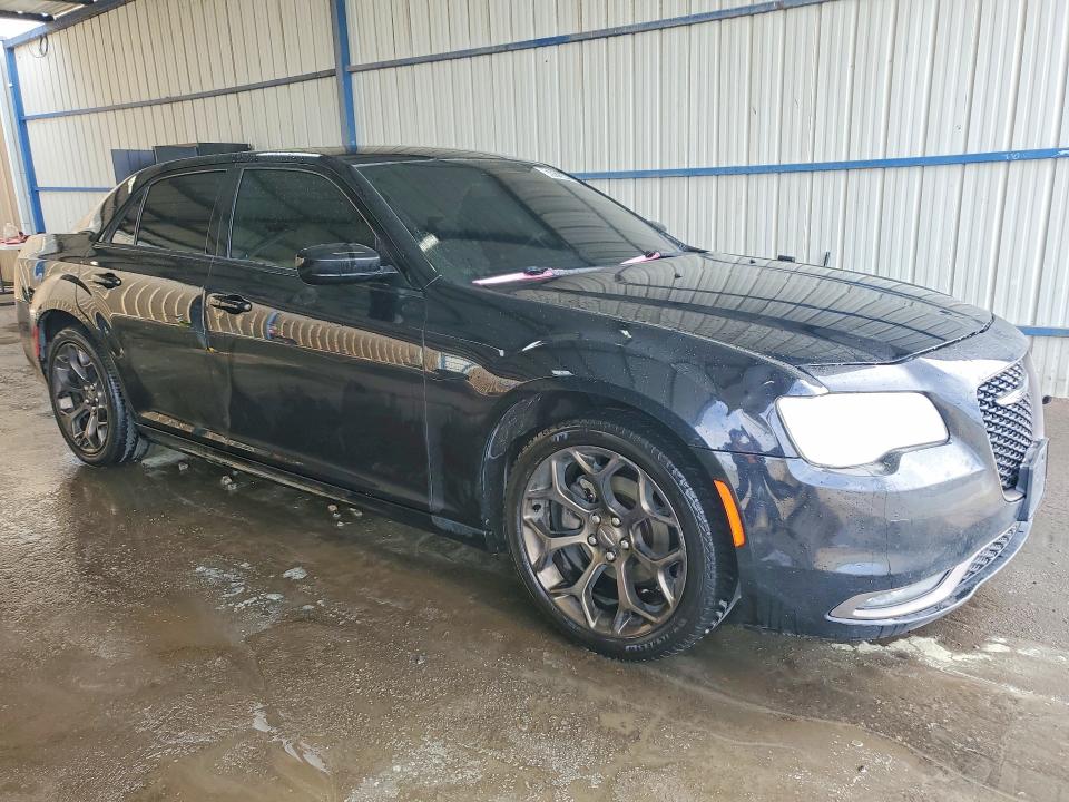 2018 Chrysler 300 მანქანა იყიდება აუქციონზე, vin: 2C3CCABG8JH201943, აუქციონის ნომერი: 47615846