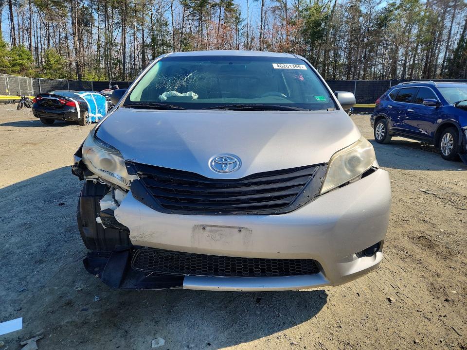 Aukcja sprzedaży 2011 Toyota Sienna, vin: 5TDKA3DC7BS008270, numer aukcji: 46261366