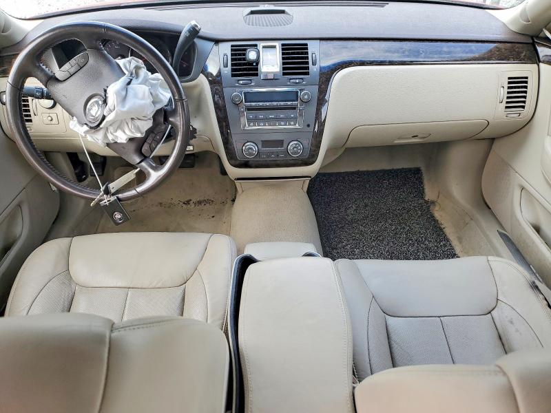 Продажа на аукционе авто 2011 Cadillac Dts, vin: 1G6KD5E68BU132669, номер лота: 47956656