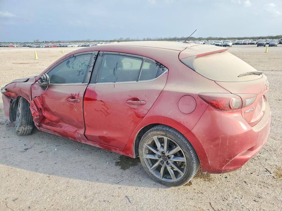 Продажа на аукционе авто 2018 Mazda 3, vin: 3MZBN1L39JM209500, номер лота: 42062686