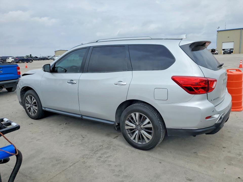 79708605 :رقم المزاد ، 5N1DR2MM8KC577386 vin ، 2019 Nissan Pathfinder مزاد بيع