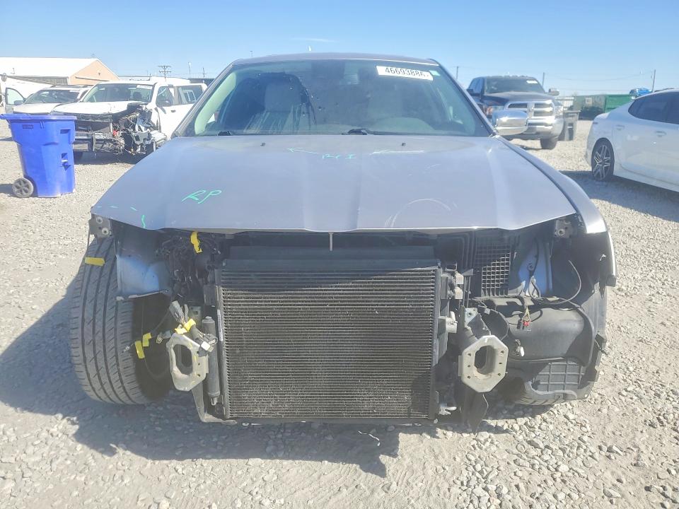 2018 Chrysler 300 მანქანა იყიდება აუქციონზე, vin: 2C3CCAEG1JH301622, აუქციონის ნომერი: 46693886