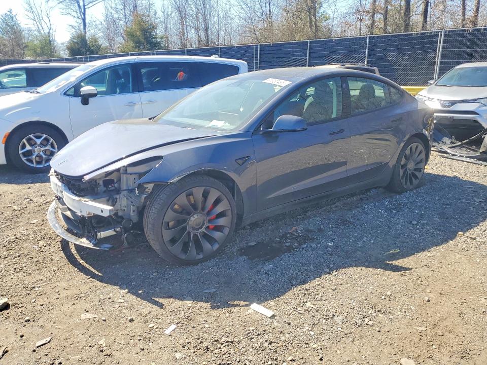 Продажа на аукционе авто 2023 Tesla Model 3, vin: 5YJ3E1ECXPF627663, номер лота: 41950496