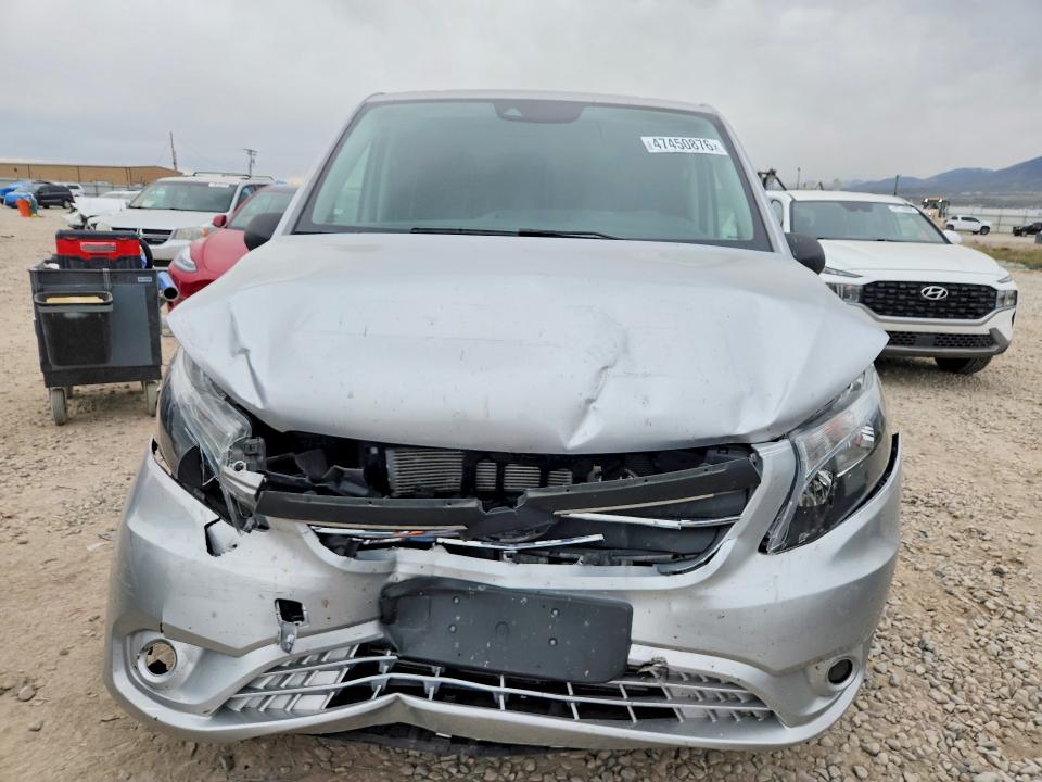 47450876 :رقم المزاد ، W1YV0CEY7P4322509 vin ، 2023 Mercedes-benz Metris مزاد بيع