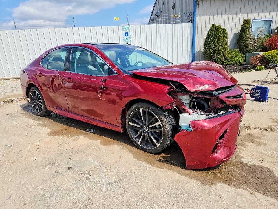 2018 Toyota Camry მანქანა იყიდება აუქციონზე, vin: 4T1BZ1HK2JU500290, აუქციონის ნომერი: 47956366