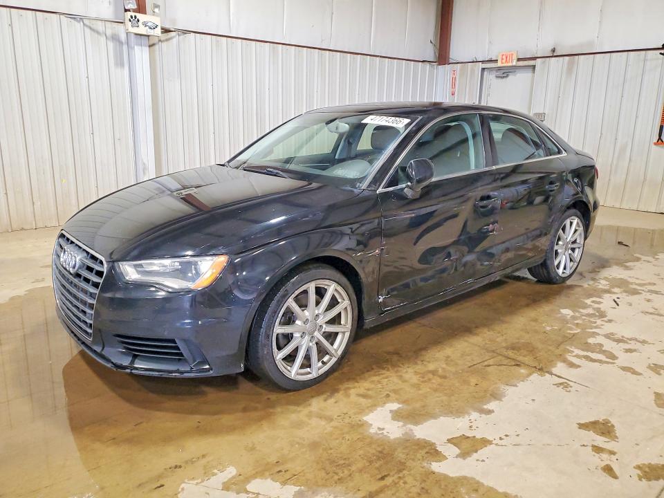 Продажа на аукционе авто 2015 Audi A3, vin: WAUEFGFF2F1133321, номер лота: 47174366