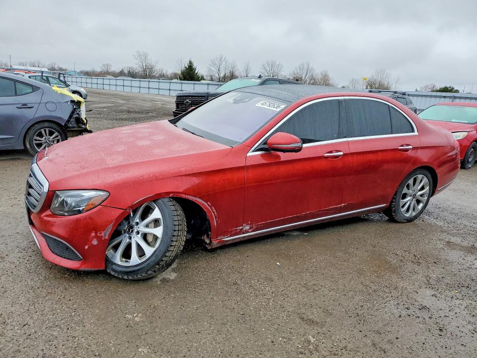 45792636 :رقم المزاد ، WDDZF6GB4JA353567 vin ، 2018 Mercedes-benz E مزاد بيع