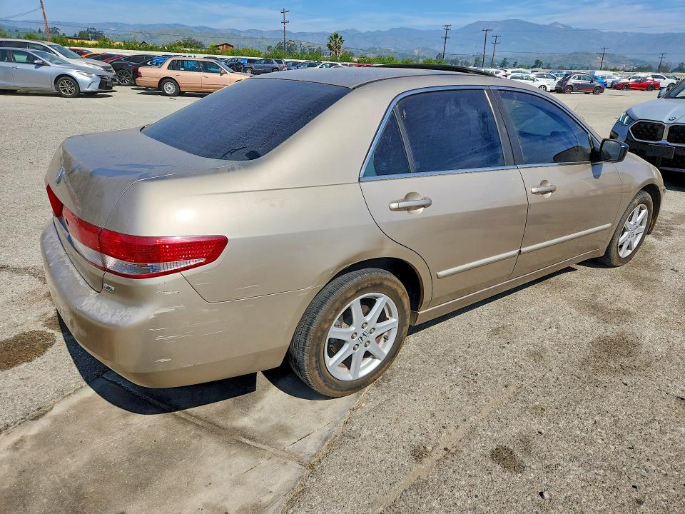 47727256 :رقم المزاد ، 1HGCM66533A071085 vin ، 2003 Honda Accord مزاد بيع