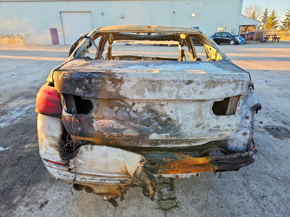 Продаж на аукціоні авто 2017 Bmw 330, vin: WBA8D9C58HK677782, номер лоту: 46891236