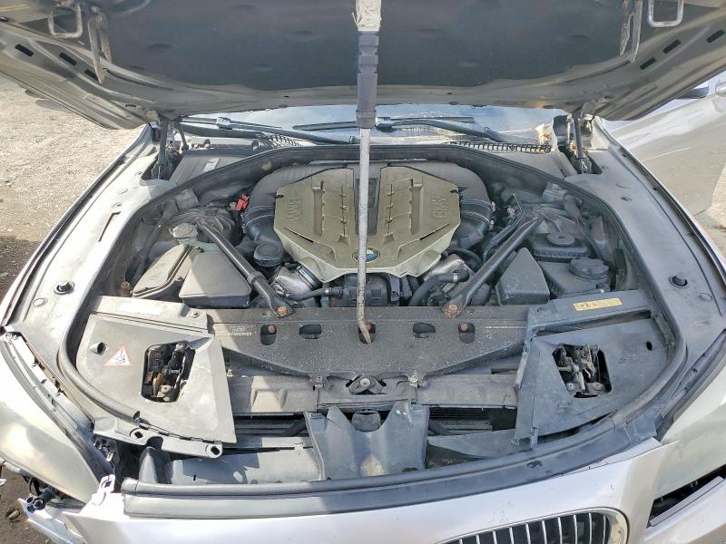 2010 Bmw 750 მანქანა იყიდება აუქციონზე, vin: WBAKC8C5XAC430220, აუქციონის ნომერი: 41761986