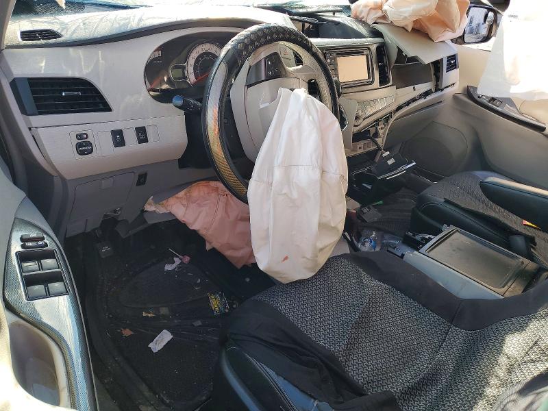 46295656 :رقم المزاد ، 5TDXK3DC0ES519553 vin ، 2014 Toyota Sienna مزاد بيع