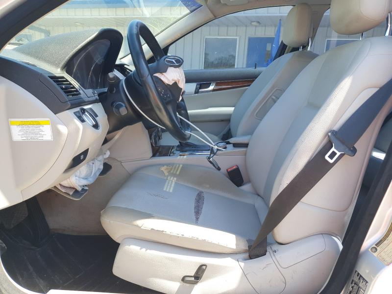 2011 Mercedes-benz C მანქანა იყიდება აუქციონზე, vin: WDDGF5EB0BR174305, აუქციონის ნომერი: 47783046