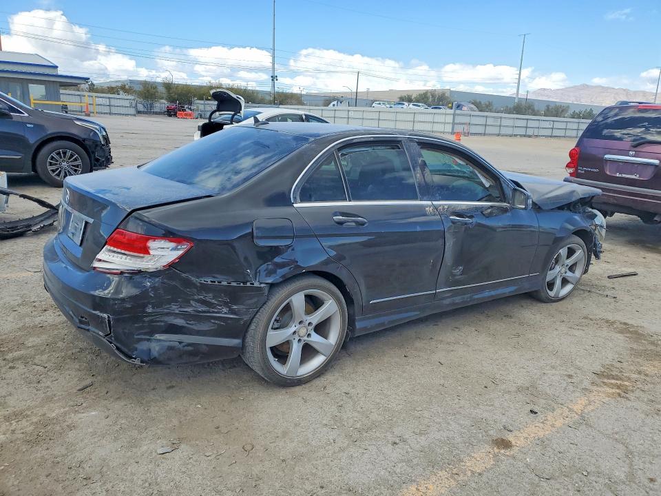 Продажа на аукционе авто 2014 Mercedes-benz C, vin: WDDGF4HB9EA966526, номер лота: 41768736